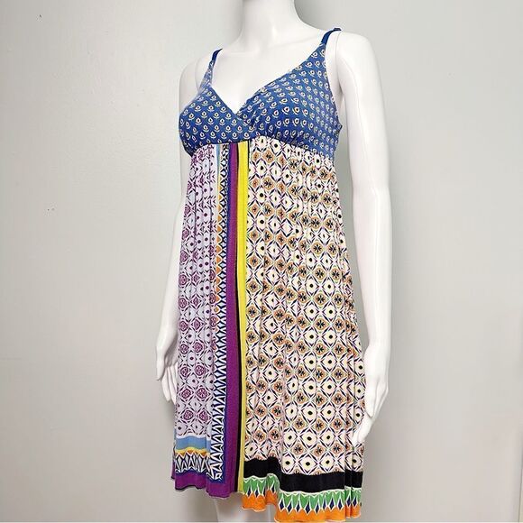 ɢᴜᴄ ᴀɴᴛʜʀᴏᴘᴏʟᴏɢɪᴇ ʟᴏᴜɴɢᴇᴡᴇᴀʀ ᴍᴏᴅᴀʟ ᴄʜᴇᴍɪꜱᴇ ᴅʀᴇꜱꜱ - Picture 1 of 15